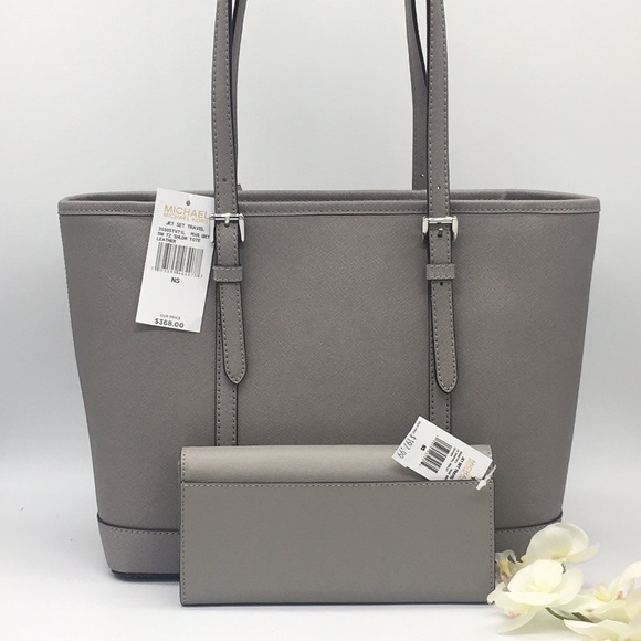 MICHAEL KORS SM TZ SHOULDER TOTE & WALLET SET - Picture 2 of 8